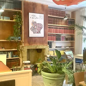  Bed & Breakfast Bookstor Atelier Nederland